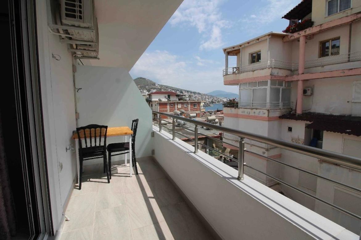 Ersid Apartaments In The Centre Sarande Exterior photo